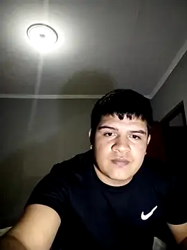 Snapshot of Camilo07211 chatting on June 12, 2026, 11:02 pm Camilo07211 online show from June 12, 2026, 11:02 pm