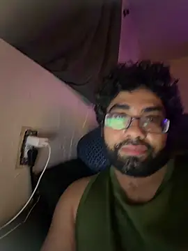 CloudyPapi Downlow online show from June 11, 2026, 2:44 am