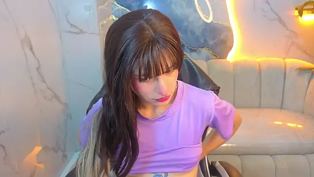 Snapshot of Lily_Tx chatting on July 13, 2026, 12:37 pm Lily Tx online show from July 13, 2026, 12:37 pm