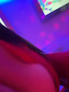 Snapshot of NiaBeurette chatting on July 8, 2026, 4:24 am NiaBeurette online show from July 8, 2026, 4:24 am
