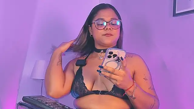 Snapshot of Chelseea_bluey chatting on July 15, 2026, 10:28 pm Chelseea bluey online show from July 15, 2026, 10:28 pm