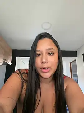 Victoria Owens online show from July 6, 2026, 1:40 pm