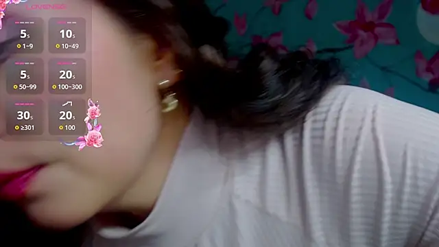 Snapshot of solhime chatting on July 9, 2026, 9:58 pm solhime online show from July 9, 2026, 9:58 pm