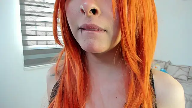 Snapshot of Sophiesoft_ chatting on August 4, 2026, 1:26 pm Sophiesoft online show from August 4, 2026, 1:26 pm