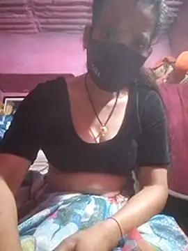 Snapshot of Desi_madamm chatting on July 31, 2026, 12:04 pm Desi madamm online show from July 31, 2026, 12:04 pm
