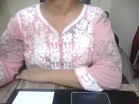 Snapshot of Bold-Divya1 chatting on July 28, 2026, 12:59 pm Bold-Divya1 online show from July 28, 2026, 12:59 pm