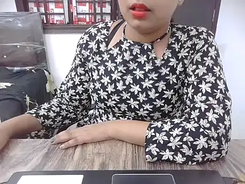 Snapshot of Bold-Divya1 chatting on June 22, 2026, 3:47 am Bold-Divya1 online show from June 22, 2026, 3:47 am