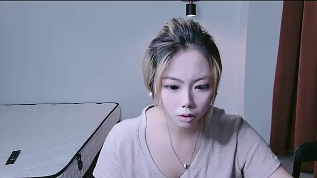 jiajia-520 online show from June 12, 2026, 9:40 am