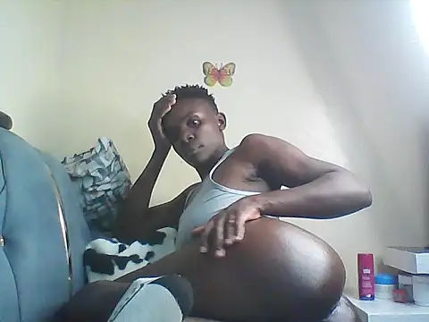 cutechocolate online show from June 16, 2026, 6:19 pm