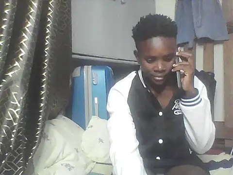 cutechocolate online show from June 19, 2026, 10:54 am
