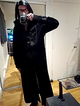 slutvanessafreeshow online show from June 14, 2026, 12:40 am