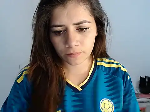 Luna zoe online show from July 4, 2026, 5:47 am
