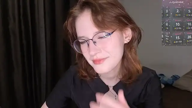 Snapshot of PliantMissus chatting on July 8, 2026, 7:03 pm PliantMissus online show from July 8, 2026, 7:03 pm