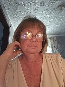 MilashkaCutie50 online show from June 19, 2026, 3:12 am