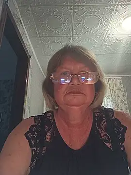 MilashkaCutie50 online show from June 26, 2026, 2:39 am