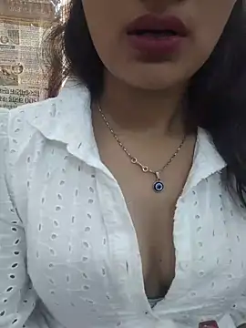 Ritika jha01 online show from July 27, 2026, 5:25 am