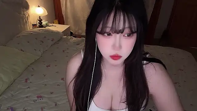 xinxinbabyisme online show from July 17, 2026, 9:50 am