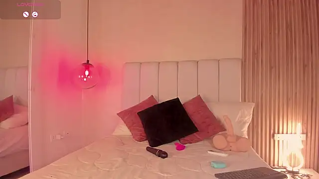 Snapshot of Yourliaaa chatting on July 28, 2026, 4:31 am Yourliaaa online show from July 28, 2026, 4:31 am