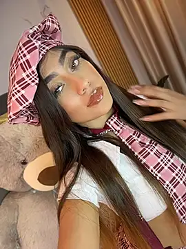 Briana Jonss online show from June 20, 2026, 3:33 am