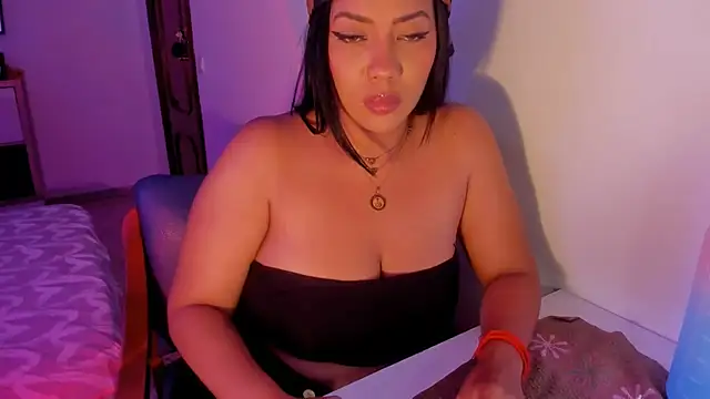 Snapshot of NicolePasqualott chatting on June 21, 2026, 8:14 pm NicolePasqualott online show from June 21, 2026, 8:14 pm