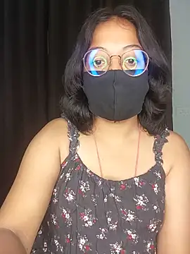 hottydisha online show from July 29, 2026, 2:27 pm