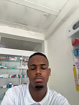 Snapshot of dereck_jay- chatting on August 1, 2026, 1:31 pm dereck jay- online show from August 1, 2026, 1:31 pm
