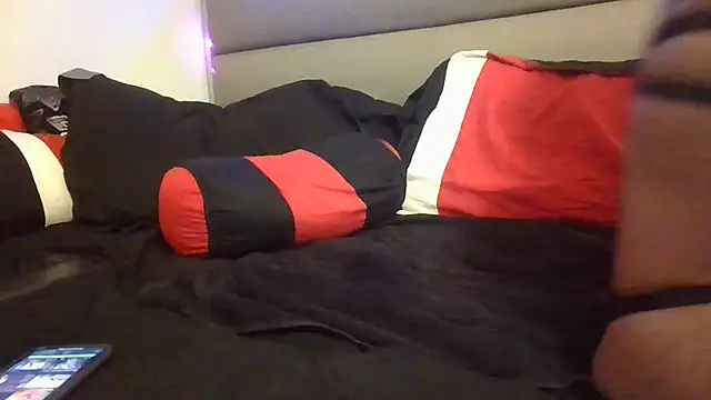 Opal Rainbow online show from December 22, 2025, 4:01 am