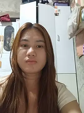 dirty chenxx online show from June 15, 2026, 4:06 pm