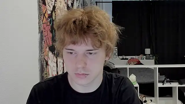 Snapshot of Benjamin_Bo chatting on June 16, 2026, 8:47 am Benjamin Bo online show from June 16, 2026, 8:47 am