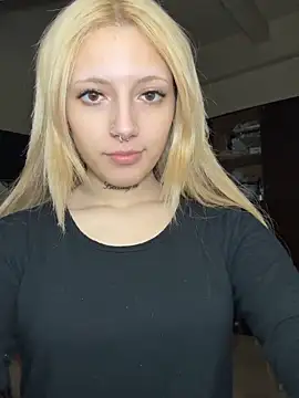 Snapshot of zalkyavril chatting on June 17, 2026, 1:21 pm zalkyavril online show from June 17, 2026, 1:21 pm