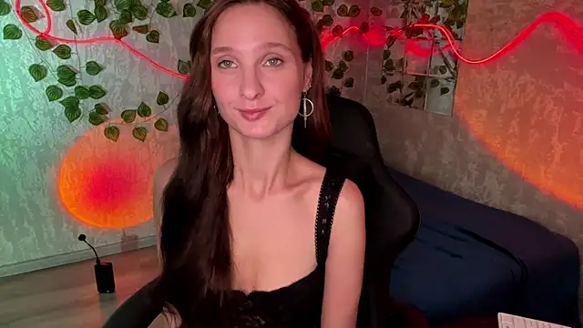 Snapshot of GensaFlara chatting on July 19, 2026, 9:39 am GensaFlara online show from July 19, 2026, 9:39 am