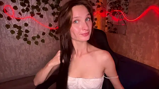 Snapshot of GensaFlara chatting on July 25, 2026, 4:24 pm GensaFlara online show from July 25, 2026, 4:24 pm