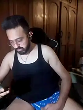 freakkydessi online show from July 17, 2026, 6:21 am