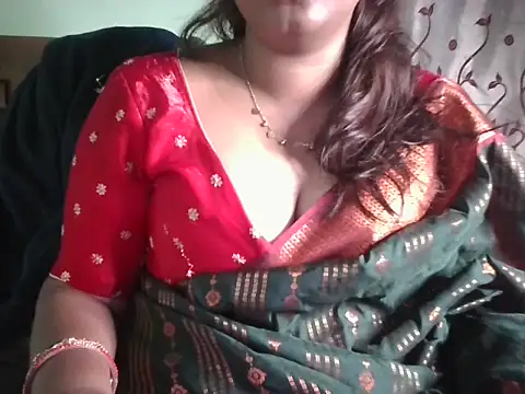 Snapshot of Tamil_Shailu chatting on June 24, 2026, 11:02 pm Tamil Shailu online show from June 24, 2026, 11:02 pm