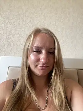 Snapshot of Emilia_ki chatting on June 24, 2026, 1:10 pm Emilia ki online show from June 24, 2026, 1:10 pm