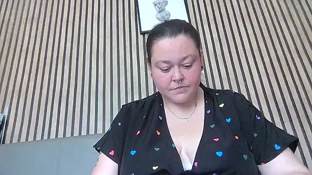 MysteriousAlaya online show from July 9, 2026, 12:15 pm