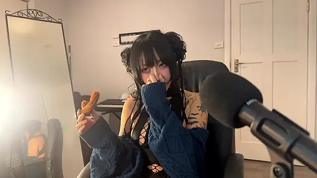 MissMelty online show from July 15, 2026, 12:23 pm