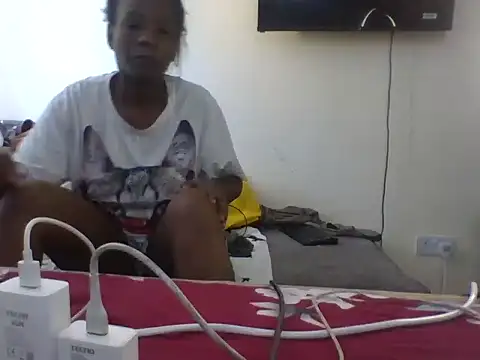 Lovergirlcute online show from June 19, 2026, 8:20 am