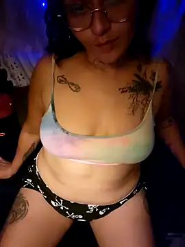 sweetshubbymami online show from June 29, 2026, 6:42 am