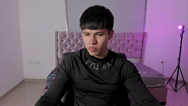 ryo kush  online show from July 15, 2026, 1:18 pm