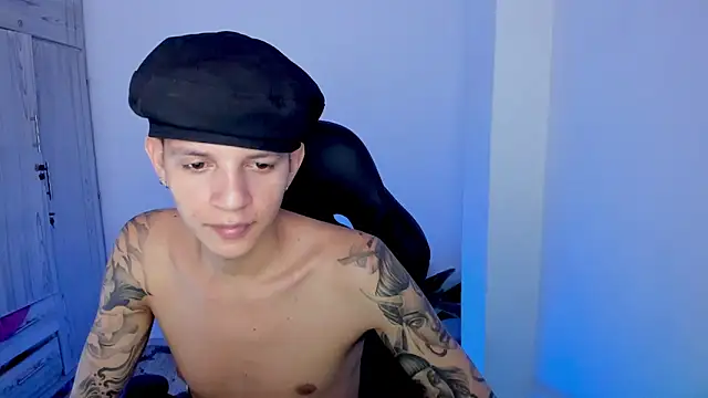 tylerrnova online show from July 11, 2026, 3:18 am