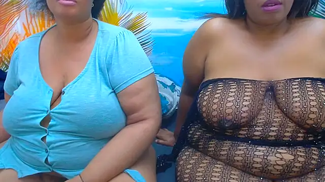 CURVYELEGANCExxx online show from August 6, 2026, 1:11 am