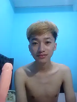 Snapshot of Fem_phiLboy69 chatting on July 10, 2026, 8:03 am Fem phiLboy69 online show from July 10, 2026, 8:03 am