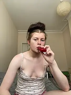 Snapshot of Filthy_ScottishCarmen chatting on July 1, 2026, 8:03 am Filthy ScottishCarmen online show from July 1, 2026, 8:03 am