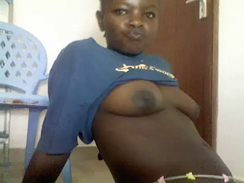 Snapshot of Tylene_Buck chatting on June 20, 2026, 5:45 am Tylene Buck online show from June 20, 2026, 5:45 am
