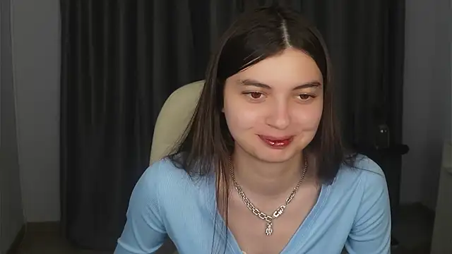 Snapshot of GraciaBuchwalter chatting on June 26, 2026, 12:00 pm GraciaBuchwalter online show from June 26, 2026, 12:00 pm