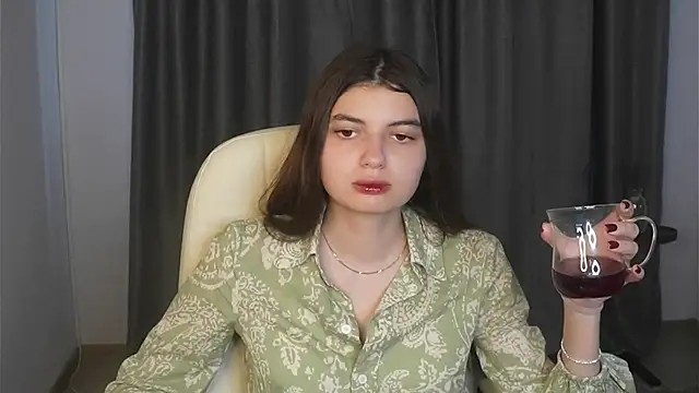 Snapshot of GraciaBuchwalter chatting on June 30, 2026, 10:15 am GraciaBuchwalter online show from June 30, 2026, 10:15 am