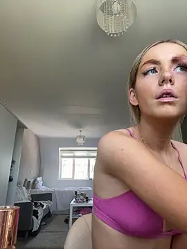 sophiemae online show from July 2, 2026, 10:21 am
