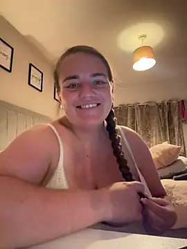Bustygem  online show from July 1, 2026, 9:48 pm