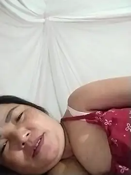 Snapshot of Naaya8109 chatting on July 7, 2026, 9:07 pm Naaya8109 online show from July 7, 2026, 9:07 pm